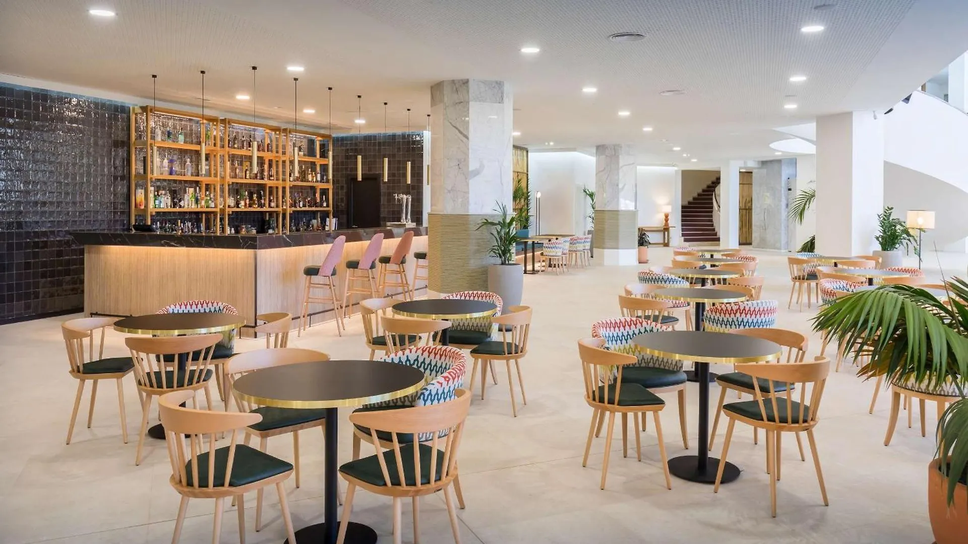 Barcelo Lanzarote Active Resort Costa Teguise 4*,  Spanien